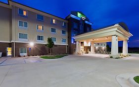 Holiday Inn Express Hotel & Suites Salina By Ihg